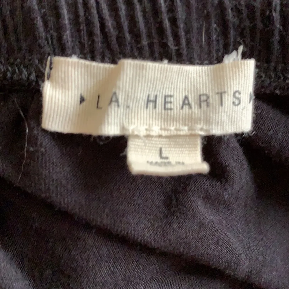 L A Hearts  Pac Sun black crop top juniors Large L versatile beautiful Y2K - Image 5