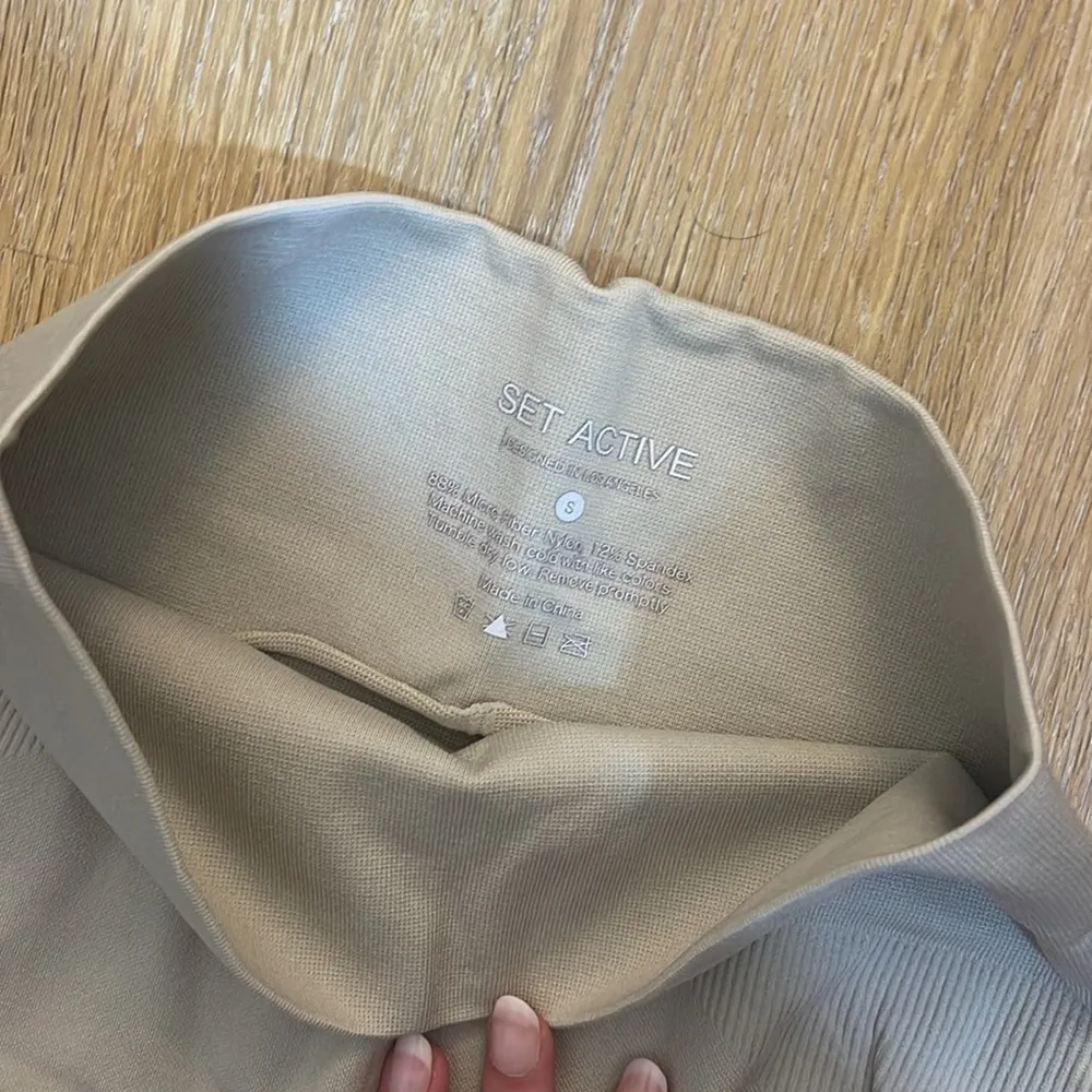 Sculptflex Box Cut Bra + Leggings - Image 8