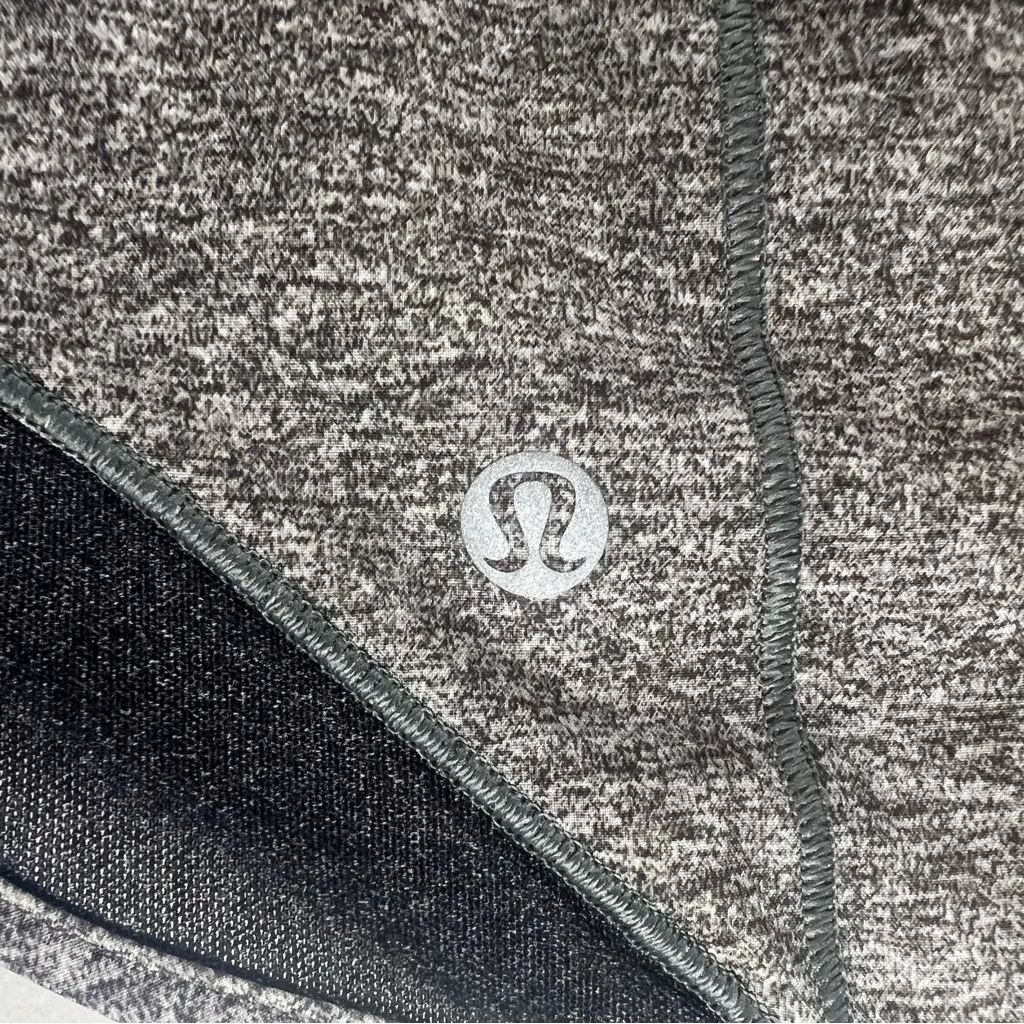 Lululemon Hotty Hot Short II 2.5 Heather Lux Multi Black Heathered Black Size 14 - Image 8