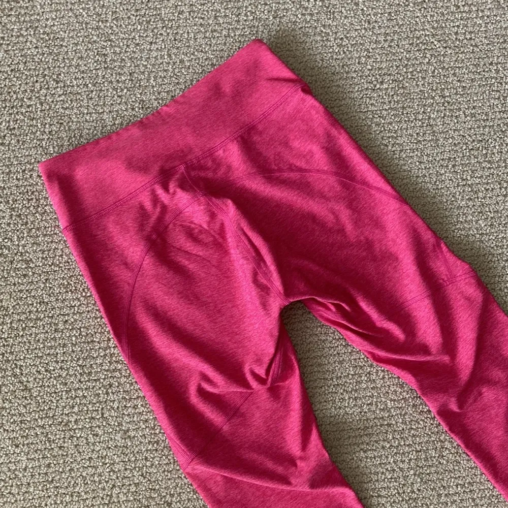 Outdoor Voices 7/8 Warmup Leggings Flamingo Pink Small Textured Compression VEUC - Image 9