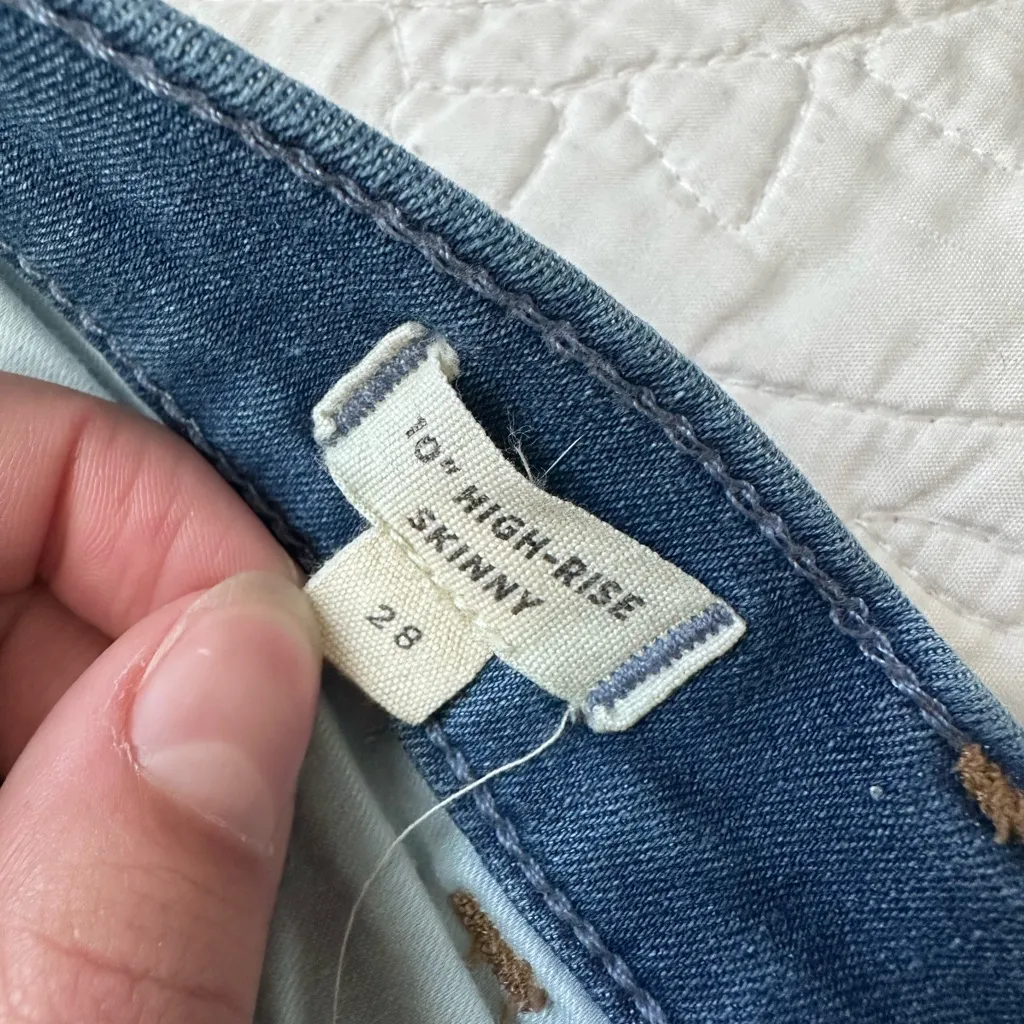 Madewell 10" High Rise Skinny Jeans Distressed Size 28 Stretch Raw Hem - Image 5