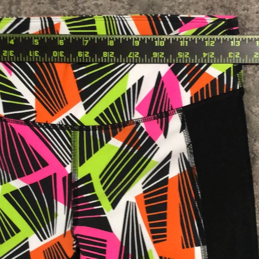 Fabletics tribal penzy print capri legging jogger in neon orange, pink and green - Image 6