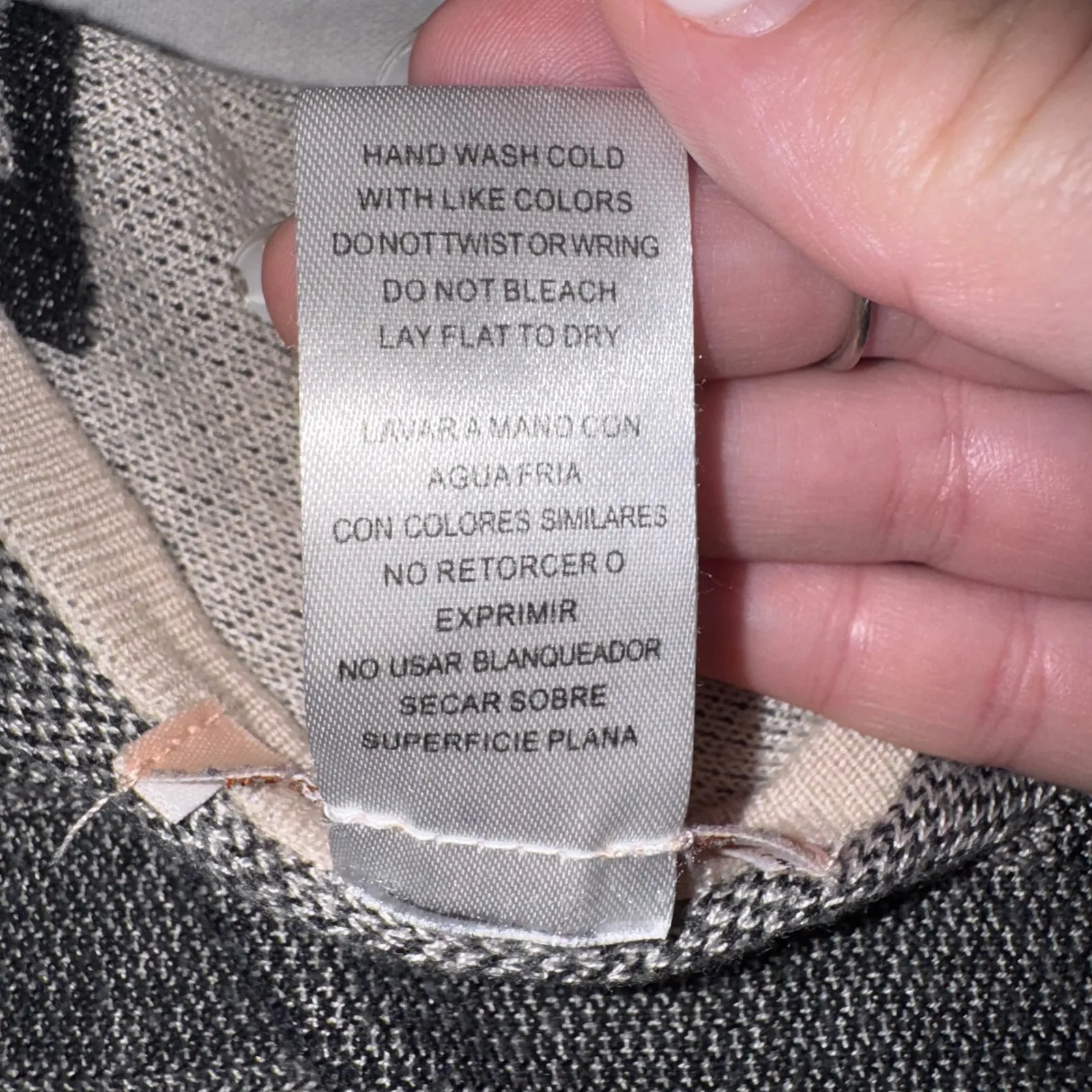 Gibson Latimer Women's Aztec Geometric Open Front Knit Cardigan - Size‎ L - Image 6