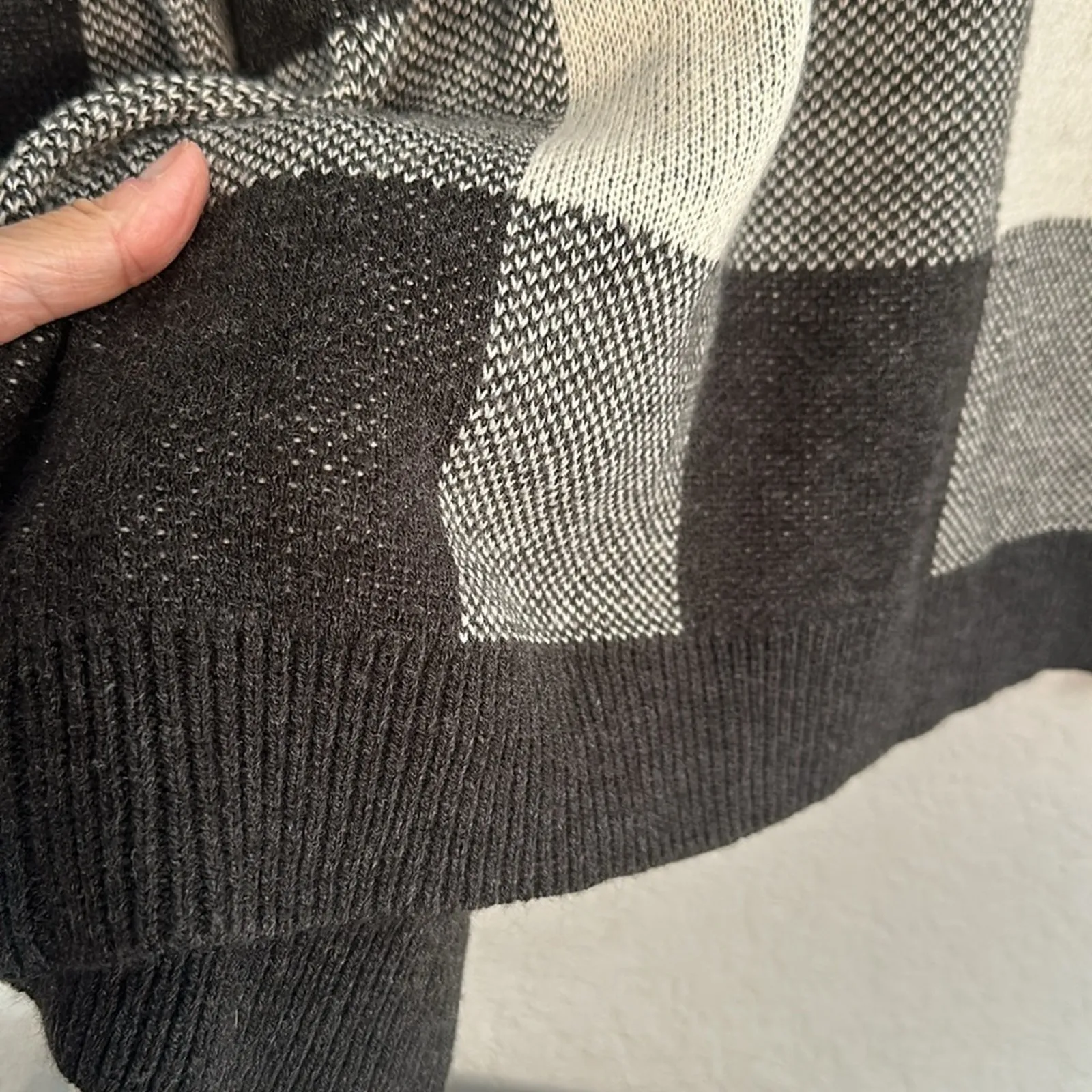 Misia Grey Check Plaid Fall Cardigan Sweater Longline Pockets Academia Fall Gray Size M - Image 6