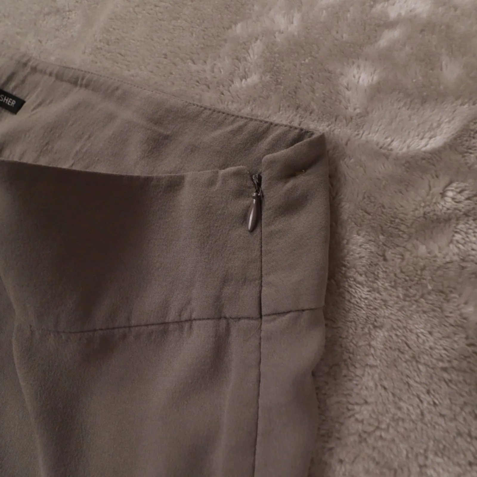 Eileen Fisher Gray 100% Silk Wide Leg Dress Pants Crop Side Zip Womens Size XL - Image 5