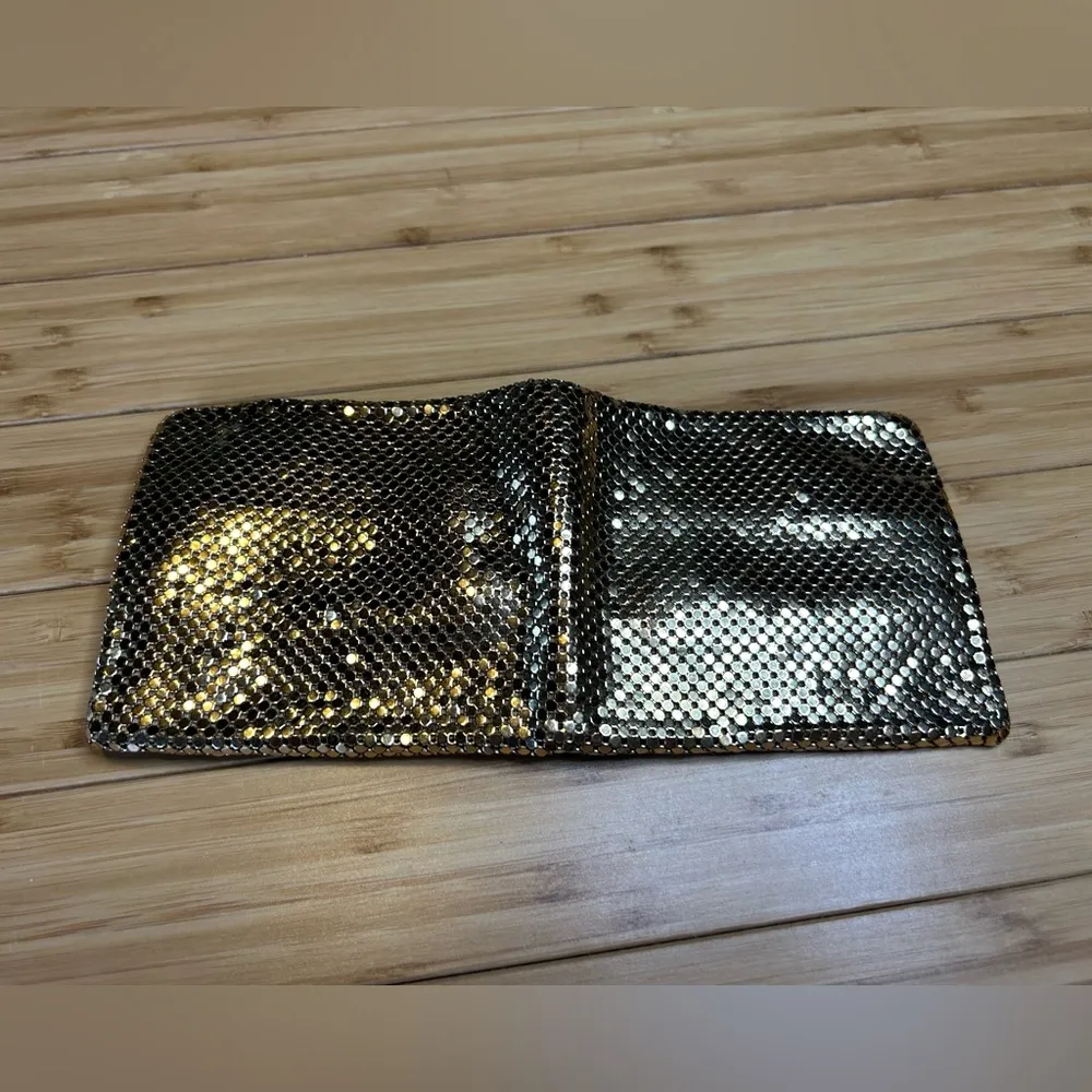 Vintage Whiting & Davis Gold Metal Mesh Wallet Change Purse - Image 2