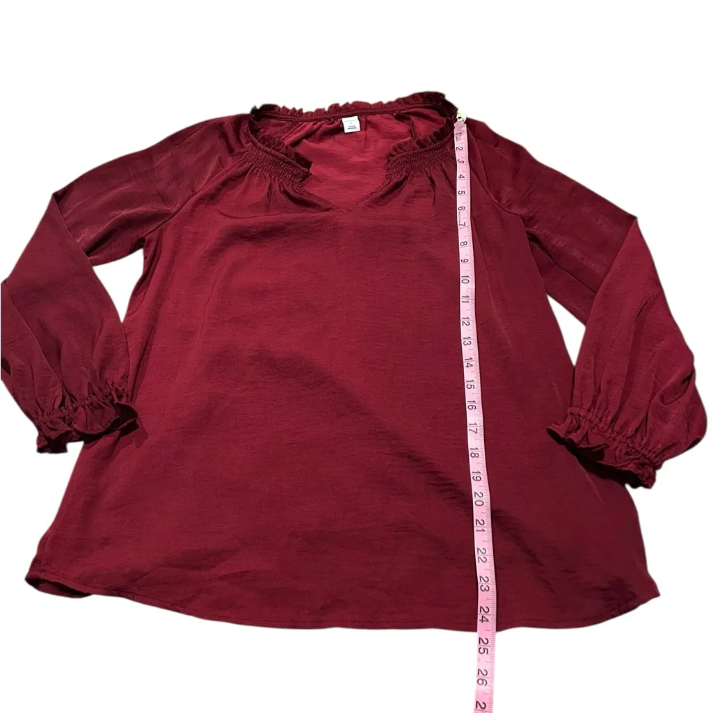 Old Navy 3/$15  dressy red top - Image 2