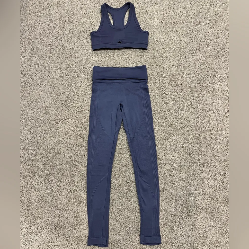 Alala Barre Seamless Sports Bra and Leggings Workout Set - Image 7