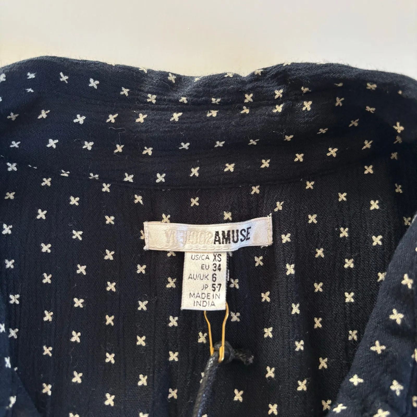 Amuse Society Black X Print Long Sleeve Partial Button Up Shirt Women’s XS NEW - Image 3