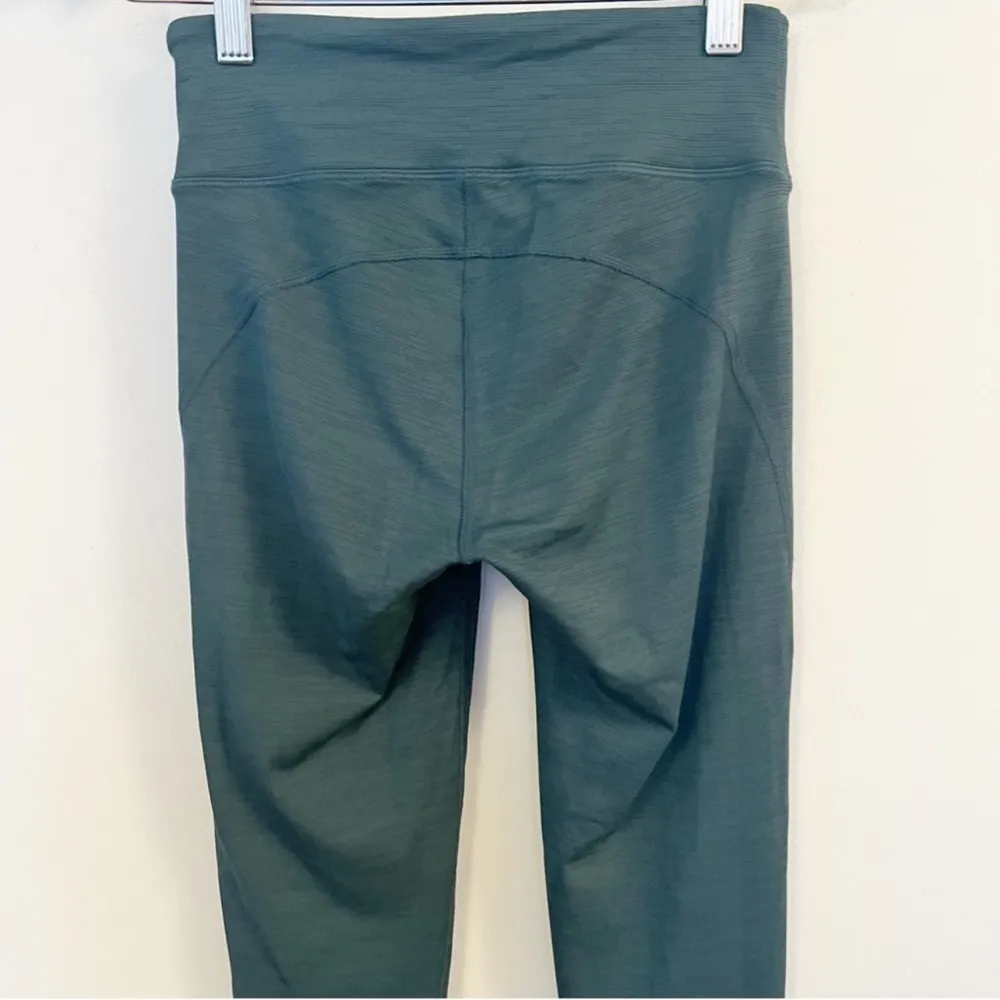 Outdoor Voices Move Free 7/8 Legging Size XS Forest Green Color Athletic - Image 6