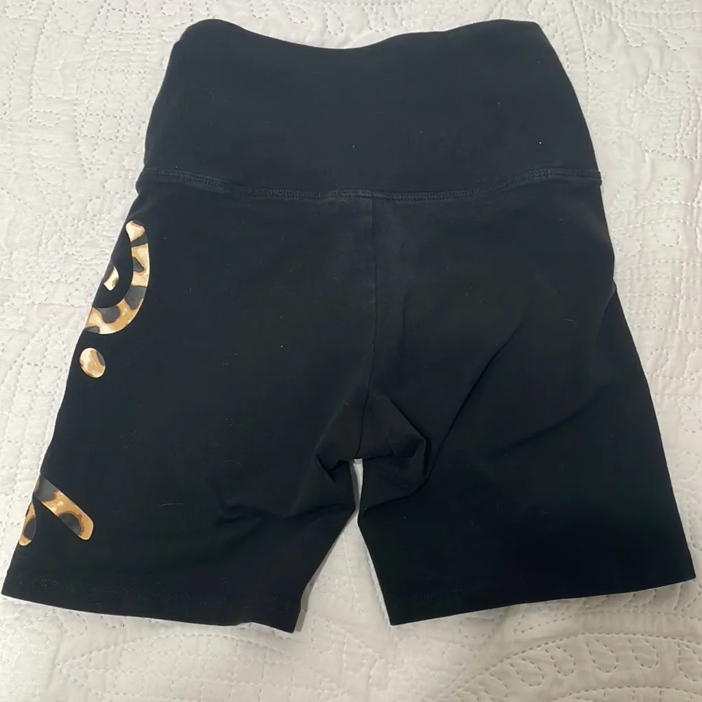 Pink Cheetah Yoga Shorts - Image 4