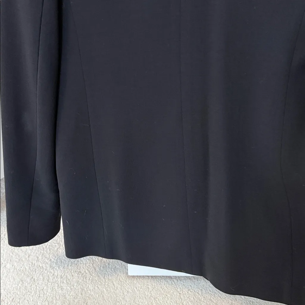 Max Mara Virgin Wool Black Blazer Pointed Collar Button Closure Size 8 - Image 11