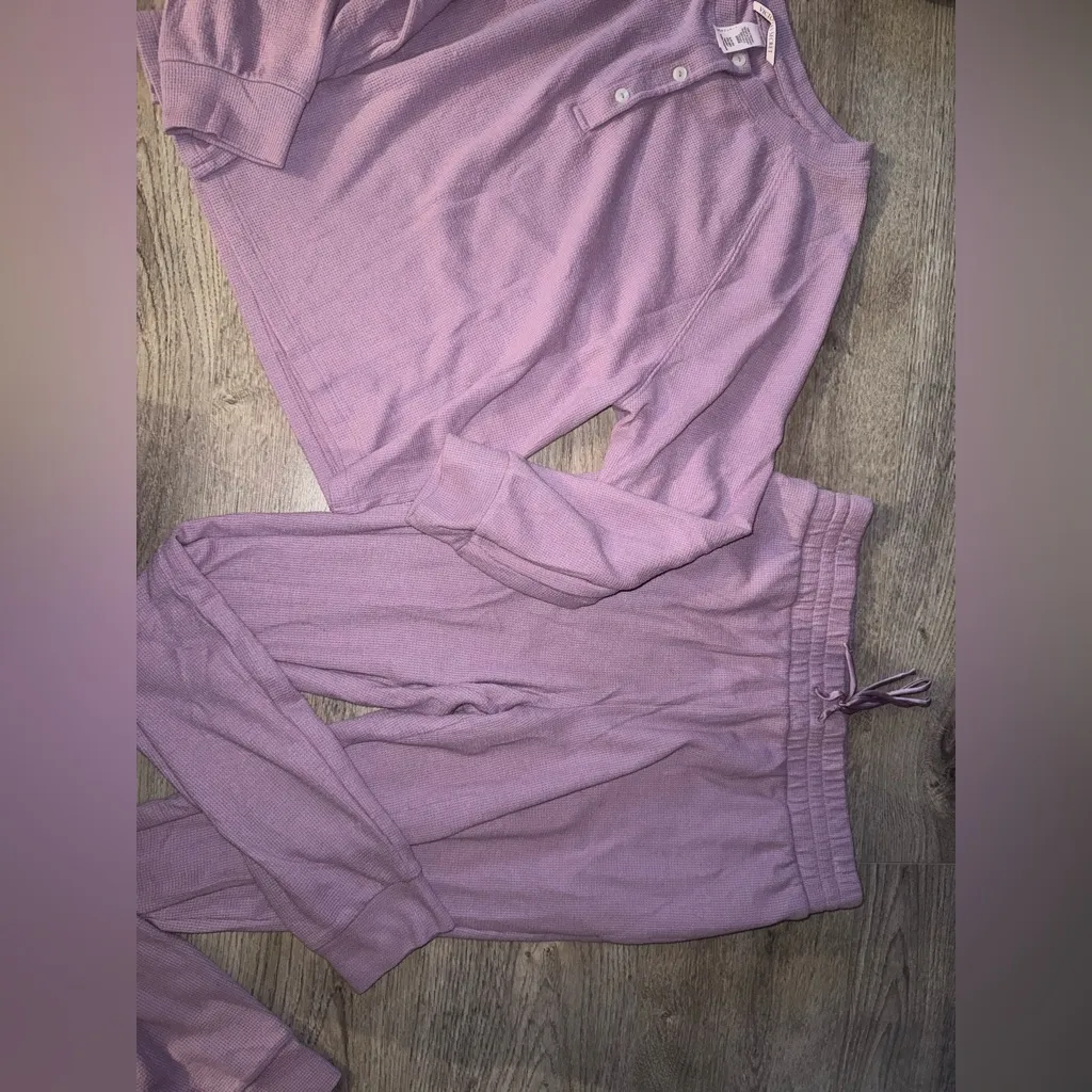 Victoria’s Secret Comfy matching set small - Image 5