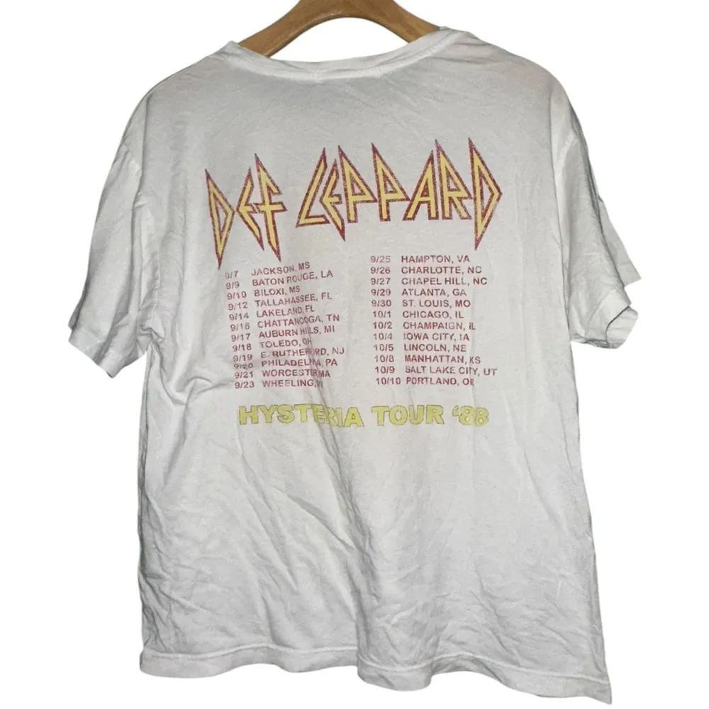 Daydreamer Women’s S White Def Leppard Hysteria Tour ‘88 Short Sleeve T-Shirt - Image 2