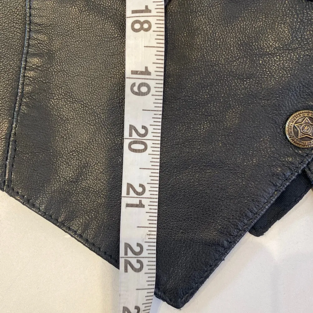 Mona Mode Black Leather Western Snap Closure Vest EUC Sz Sm Vintage - Image 10