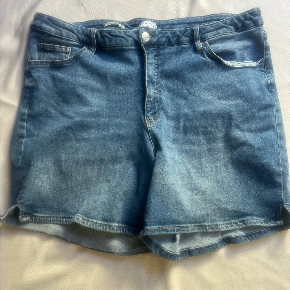 Ava & Viv Women's Blue Denim Shorts - Image 2
