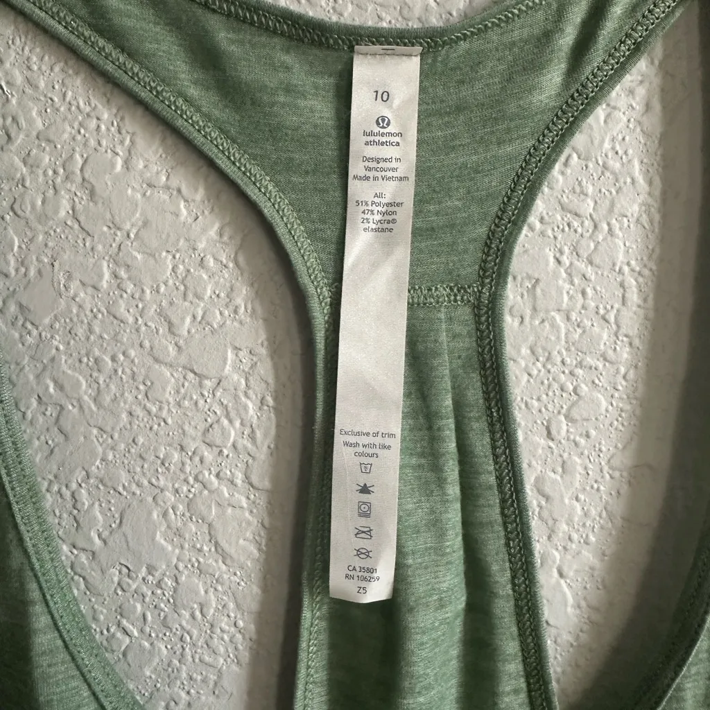 💚Lululemon Heathered Green 105 Singlet Tank Top - Image 6