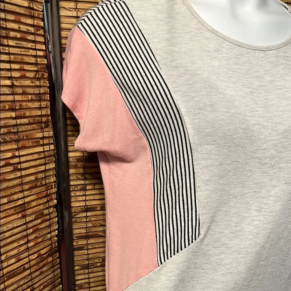 Staccato Pink and Grey Short Sleeve Tee - Image 3