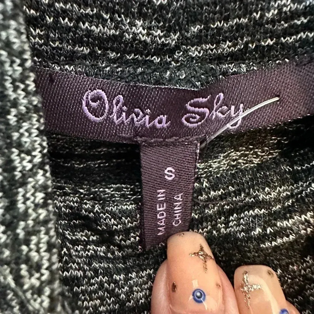 Olivia Sky black and grey knit sleeveless turtleneck tunic top - Image 3