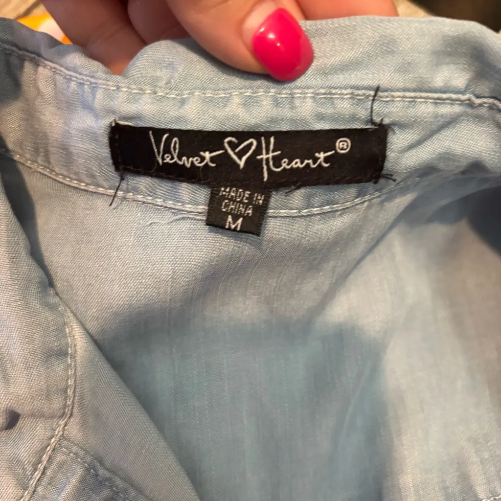 Velvet Heart‎ Women size medium Chambray Blouse Sleeveless Tencel - Image 4