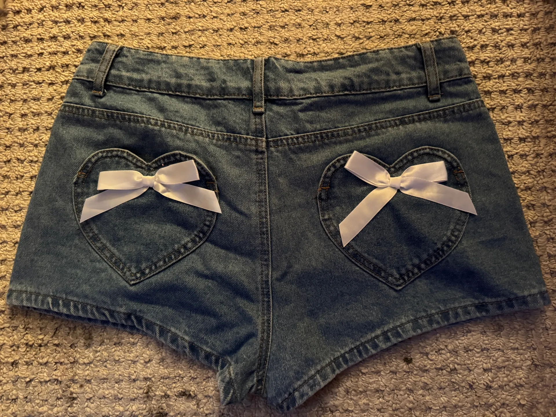 Edikted Shorts Denim Bow - Image 2