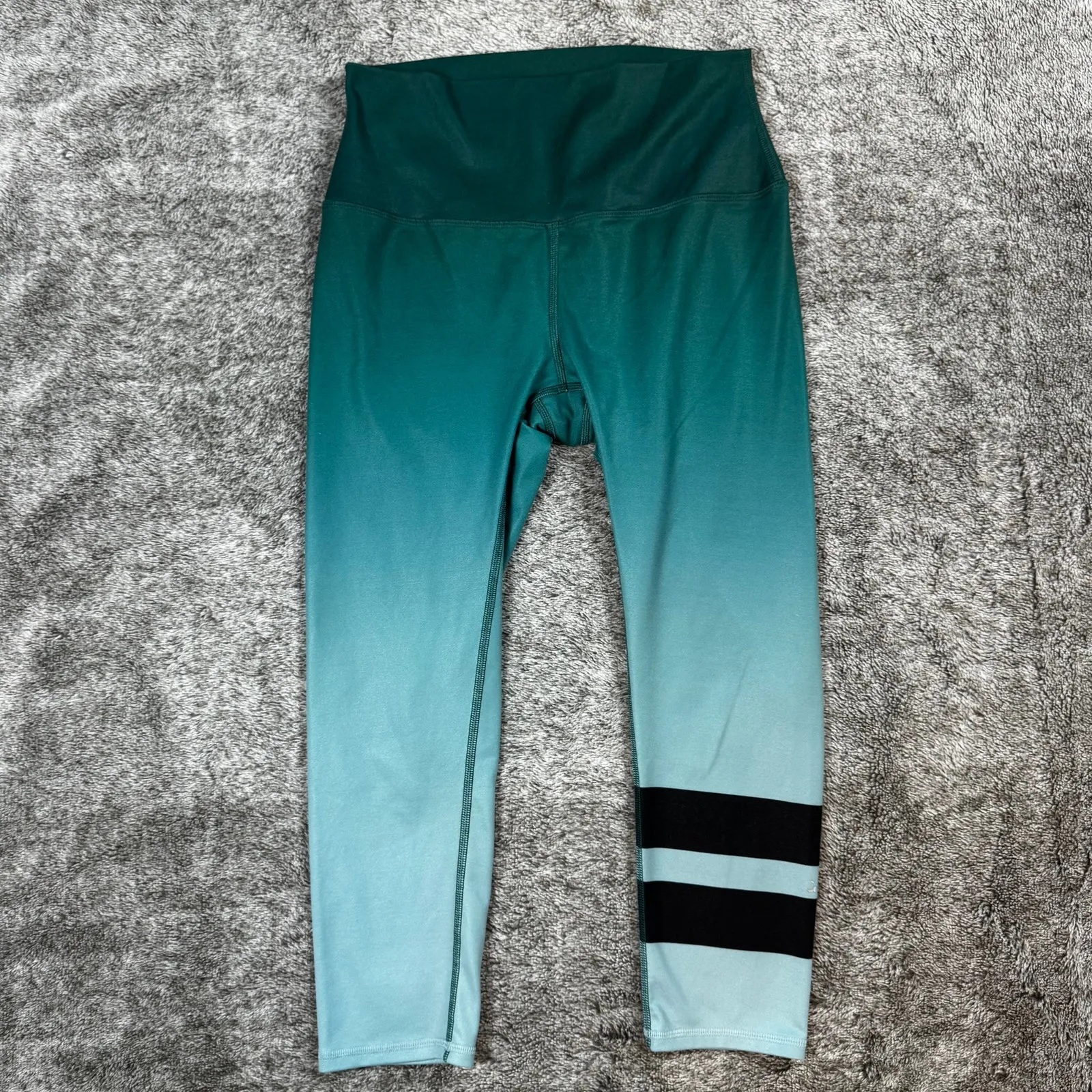 ALO Yoga Airbrush Leggings Women's XS Gradient Evermint - Image 2