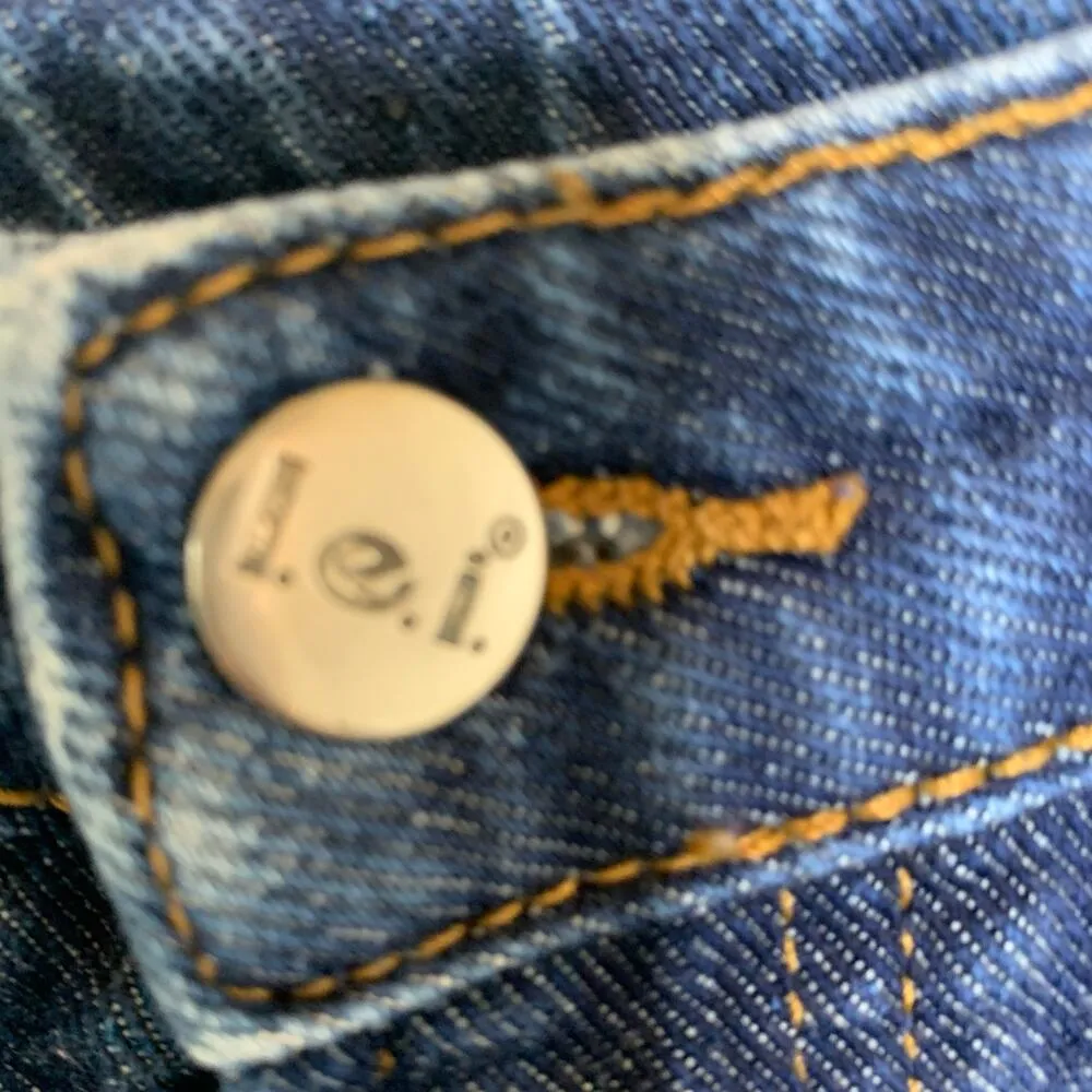 Y2K L.e.i. Low Rise Flare Jeans Sz 3 28" Waist EUC Blue - Image 7