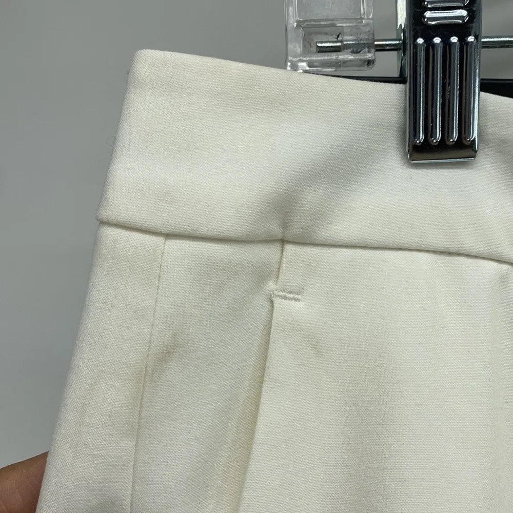 DKNY slim leg ankle length sits below natural waist fitted at hip and thigh - Image 3