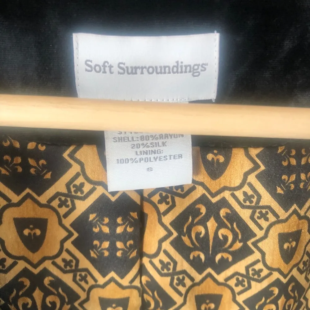 Soft Surroundings | Savile Velvet Jacket Black - Image 4