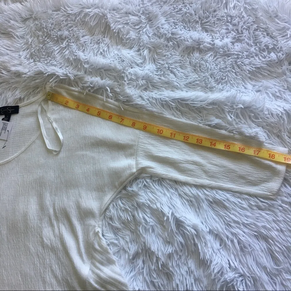 Jessica Simpson off white high low blouse Small - Image 7