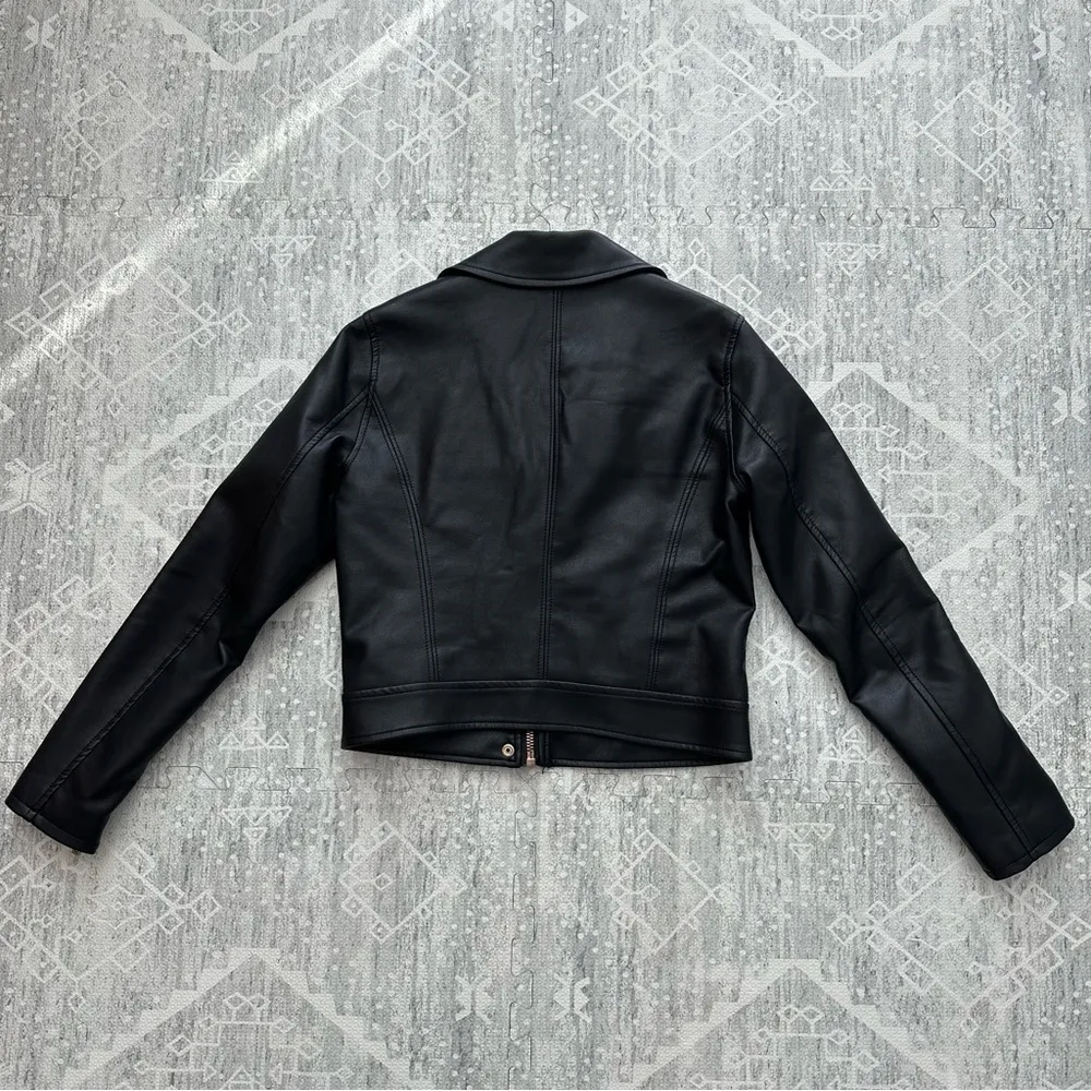 Blank NYC Black Faux Leather Edgy Moto Jacket with Gold Zip Hardware Size Small - Image 9