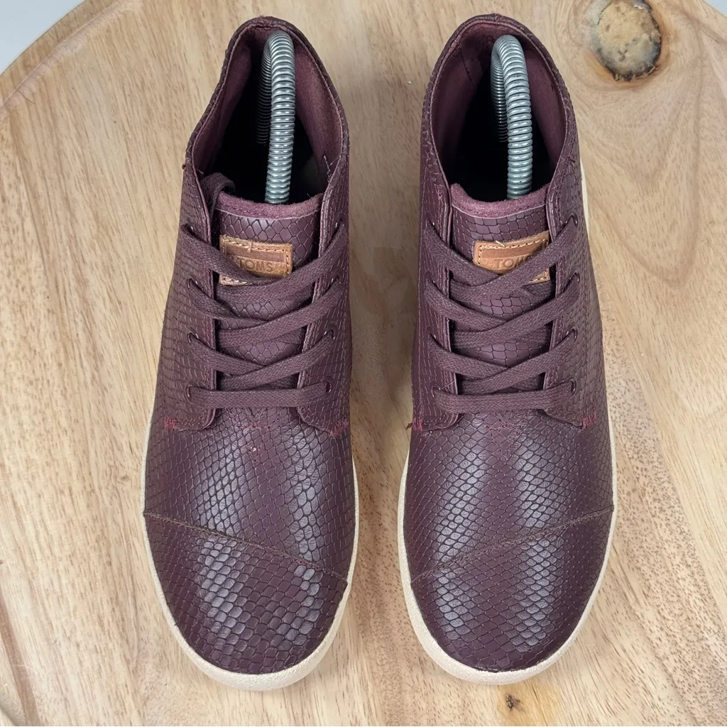 Toms Paseo Embossed Faux Leather Lace Up High Top Sneakers Burgundy Red Size 7 - Image 4