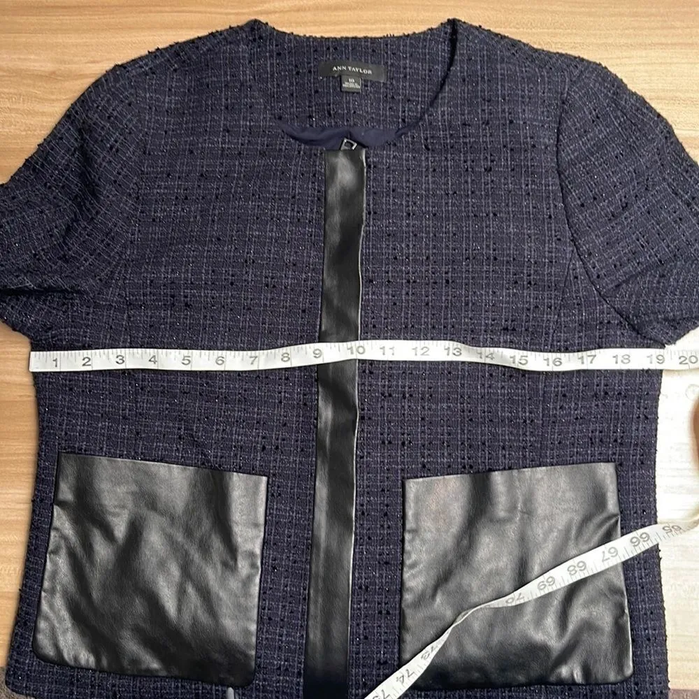 Ann Taylor Tweed suit jacket. Dark Academia. Size 4** See measurements. Cropped. - Image 4