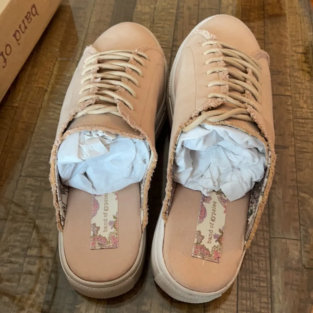 Vintage Havana band of gypsies coast Blush pink slip on Size 8 - Image 4