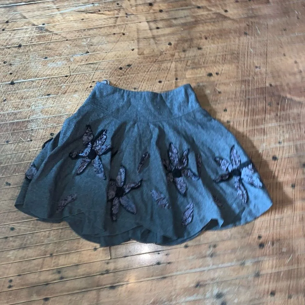 Betsey Johnson wool appliqué flowers fit and flare 4 circle skirt - Image 3