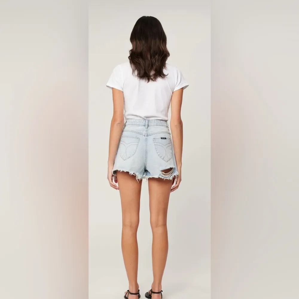 Rollas denim shorts dusters high rise short sz 26 Blue - Image 2