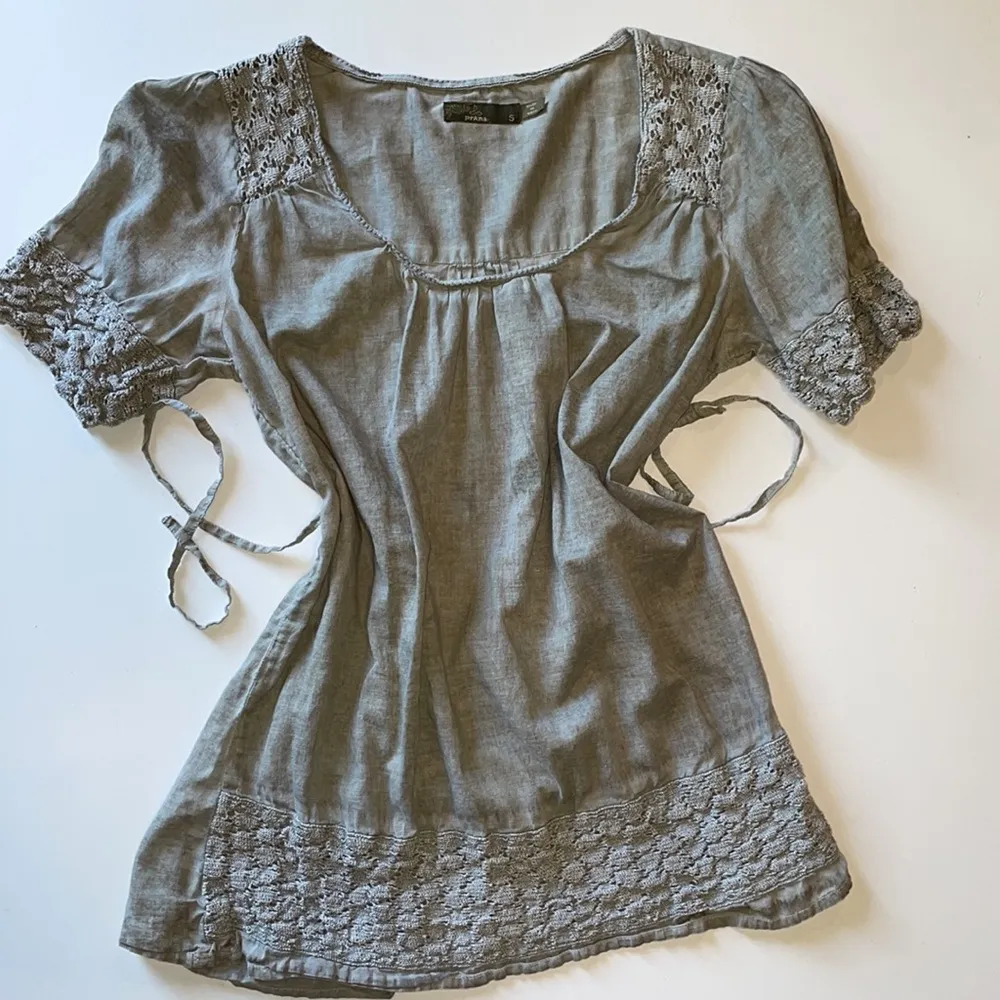 Organic cotton scoop neck crochet short sleeve tie back lightweight boho shirt - Image 11