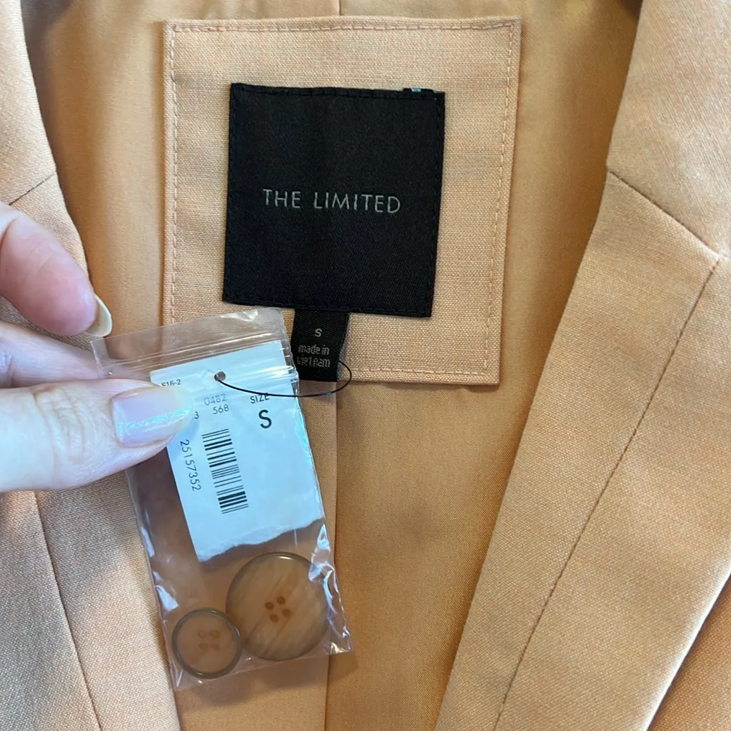 NWT The Limited Peach Suit Blazer Jacket, Small - Image 2