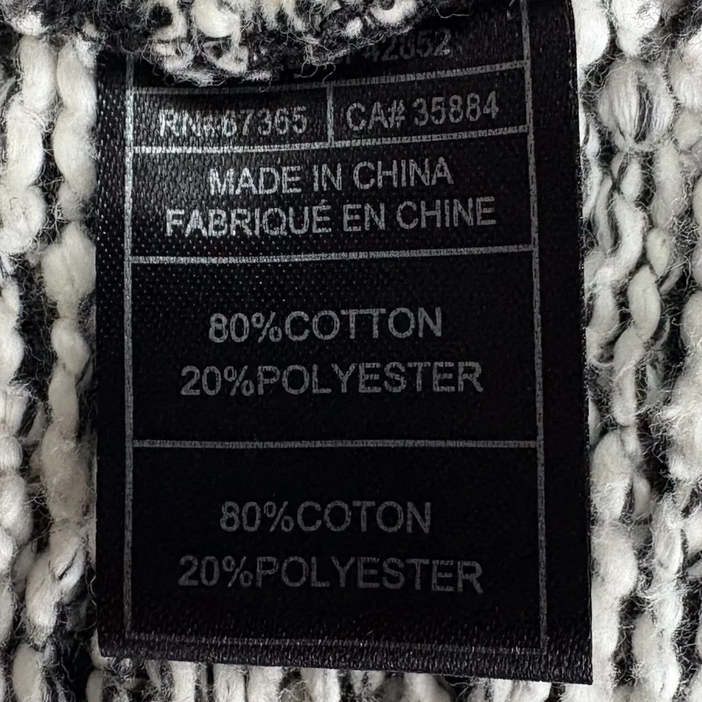 BB Dakota Black and White Chevron Sweater Size Medium EUC‎ - Image 8