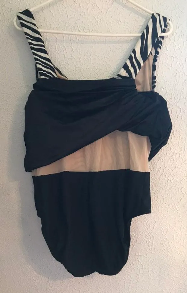 Croft & Barrow One Piece Zebra Print Bathing Suit - Image 3