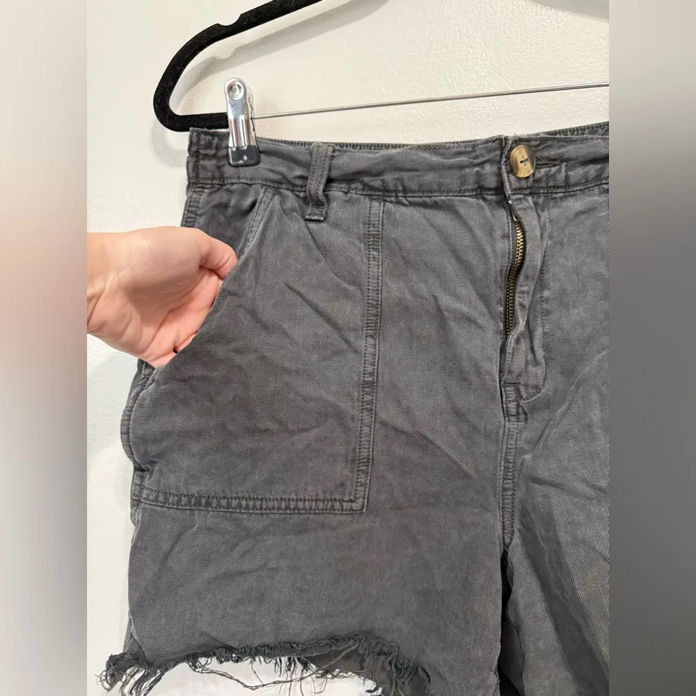 Aerie Black Short Size Large - Image 2