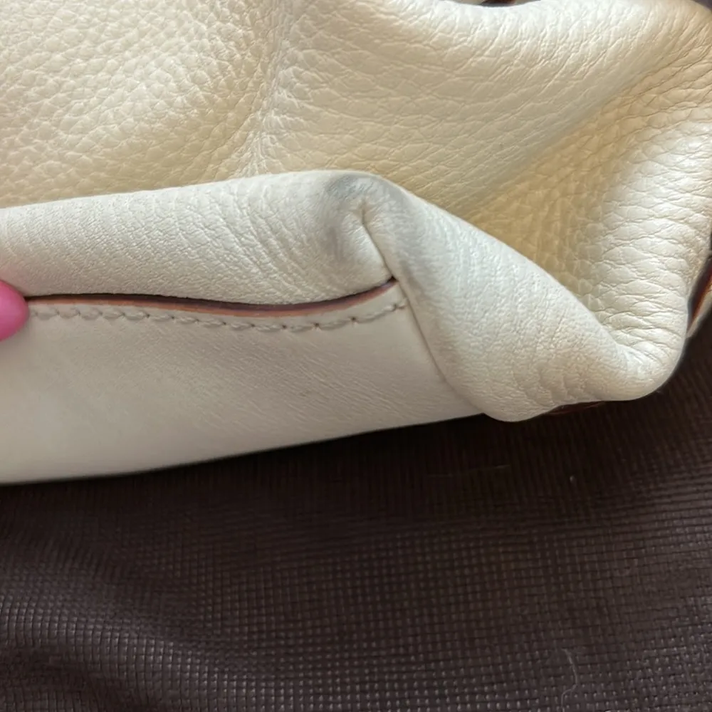 Cream Leather Braided Strap Hobo Bag - Image 13