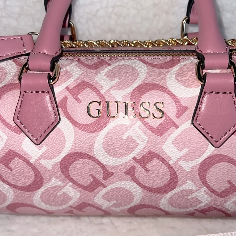 Guess Pink and‎ White Satchel with Gold Accents - Image 2