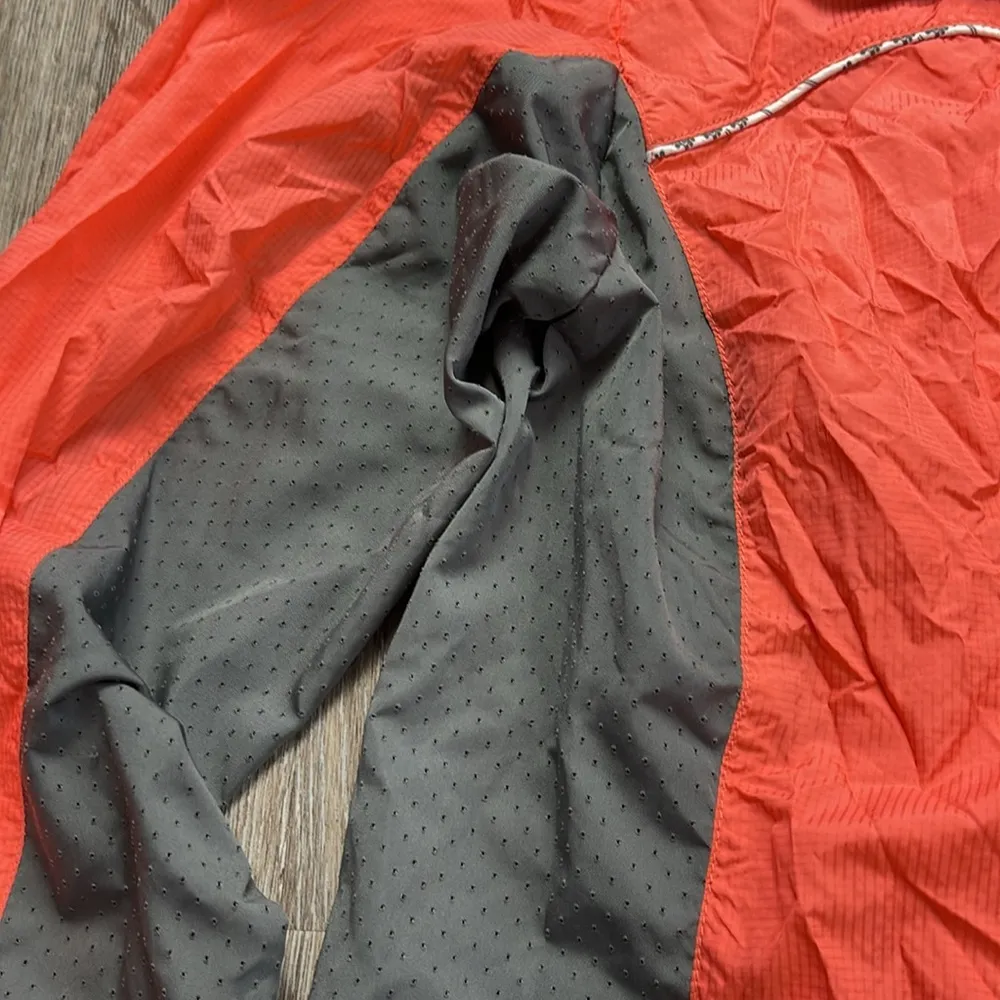 Merrell Breathable Windbreaker Shell Size Medium - Image 4