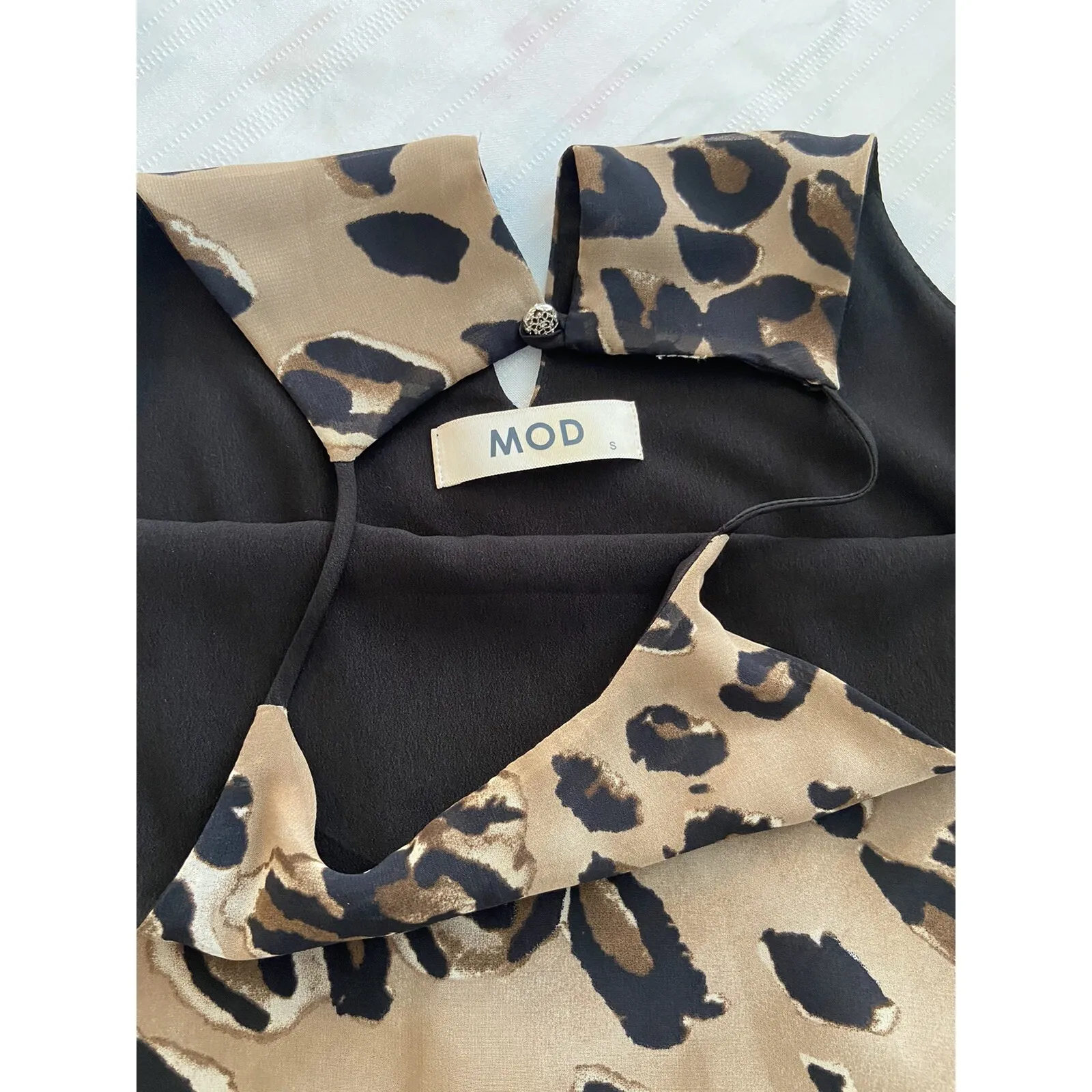 MOD Tyche spaghetti strap animal print shirt Size Small S - Image 6