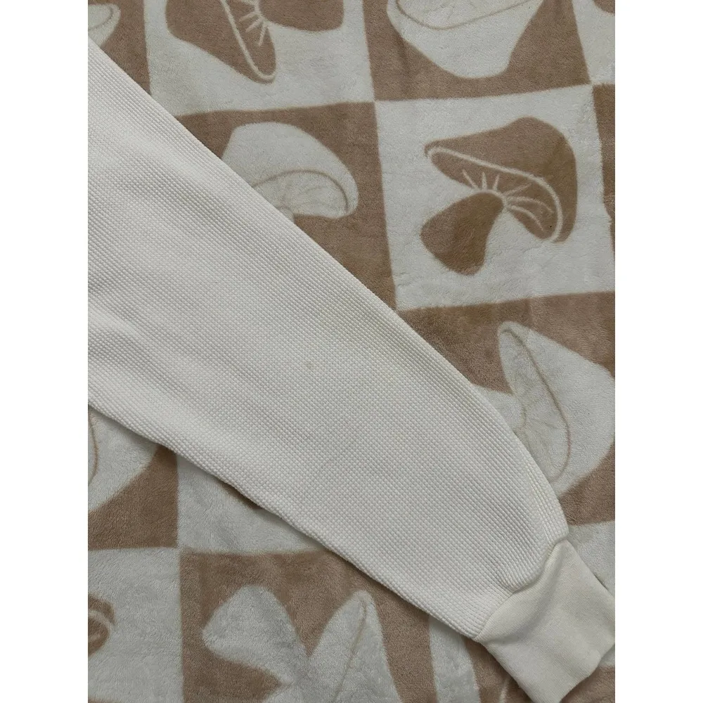 Brandy Melville John Galt Long Sleeve White Waffle Knit Top One Size Los Angeles - Image 7