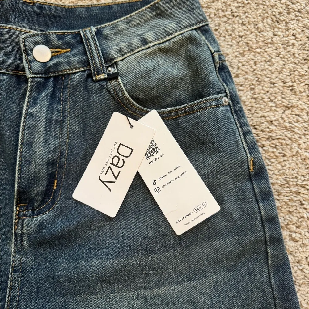 Dazy Wide Leg Shorts M Festival Concert Streetwear minimalist everyday denim Blue Size M - Image 6