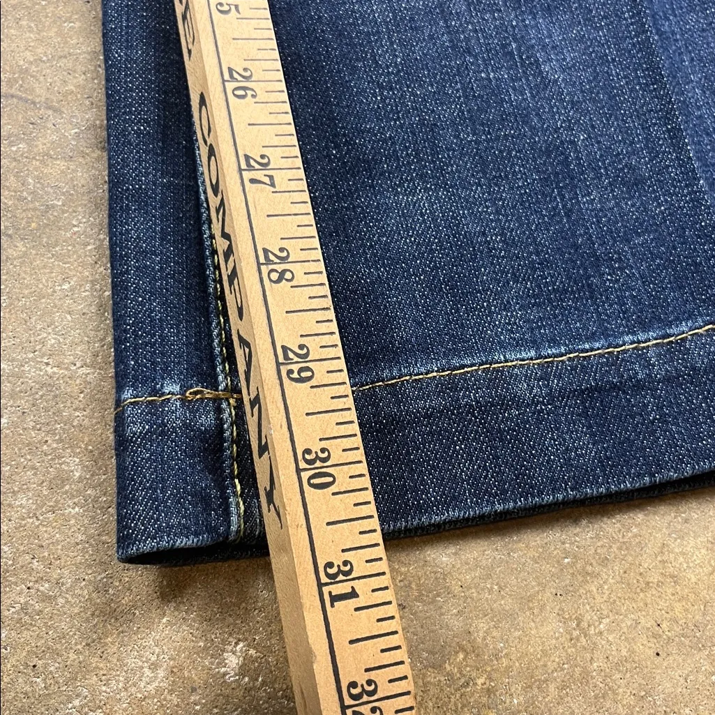 Express Dark Blue Eva Fit and Flare trouser Jeans
Size: 10s (See measurement) - Image 9