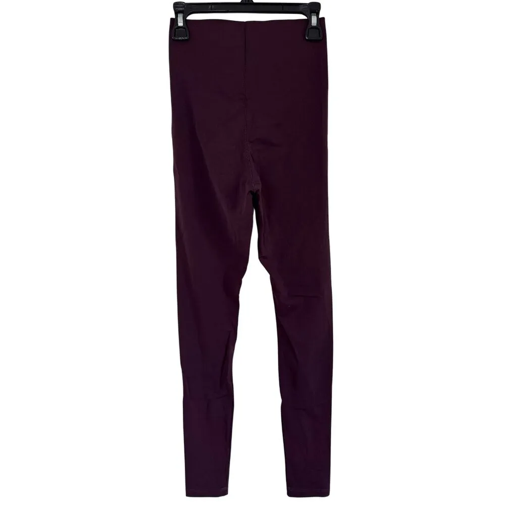 The Andamane Holly 80's Leggings in Rouge Noir X - Image 9