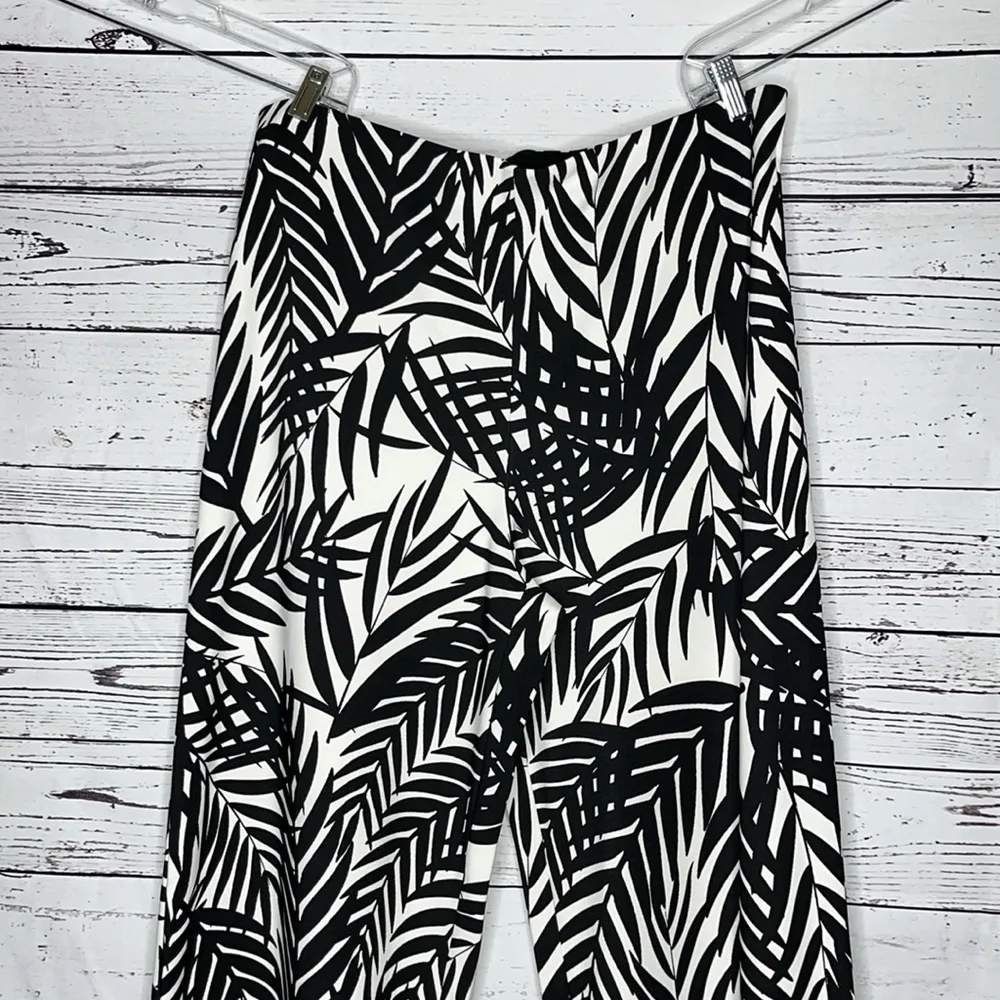 Boston Proper Size XL Black & White Tropical Palm Print Pull-On Wide Leg Pants - Image 2